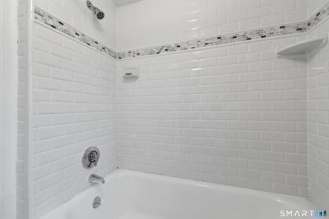 198 Auburn Road West Hartford CT 06119