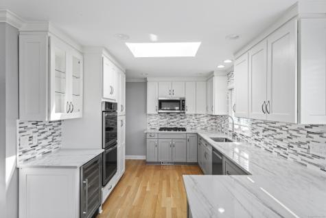 70 Sea Beach Drive Stamford CT 06902