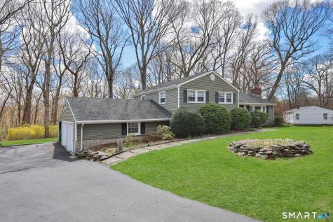 115 Williamsburg Drive Monroe CT 06468