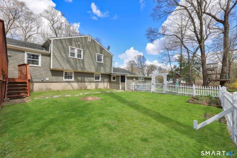 115 Williamsburg Drive Monroe CT 06468