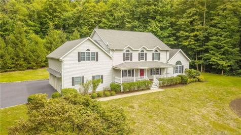 16 Turkey Plain Road Bethel CT 06801