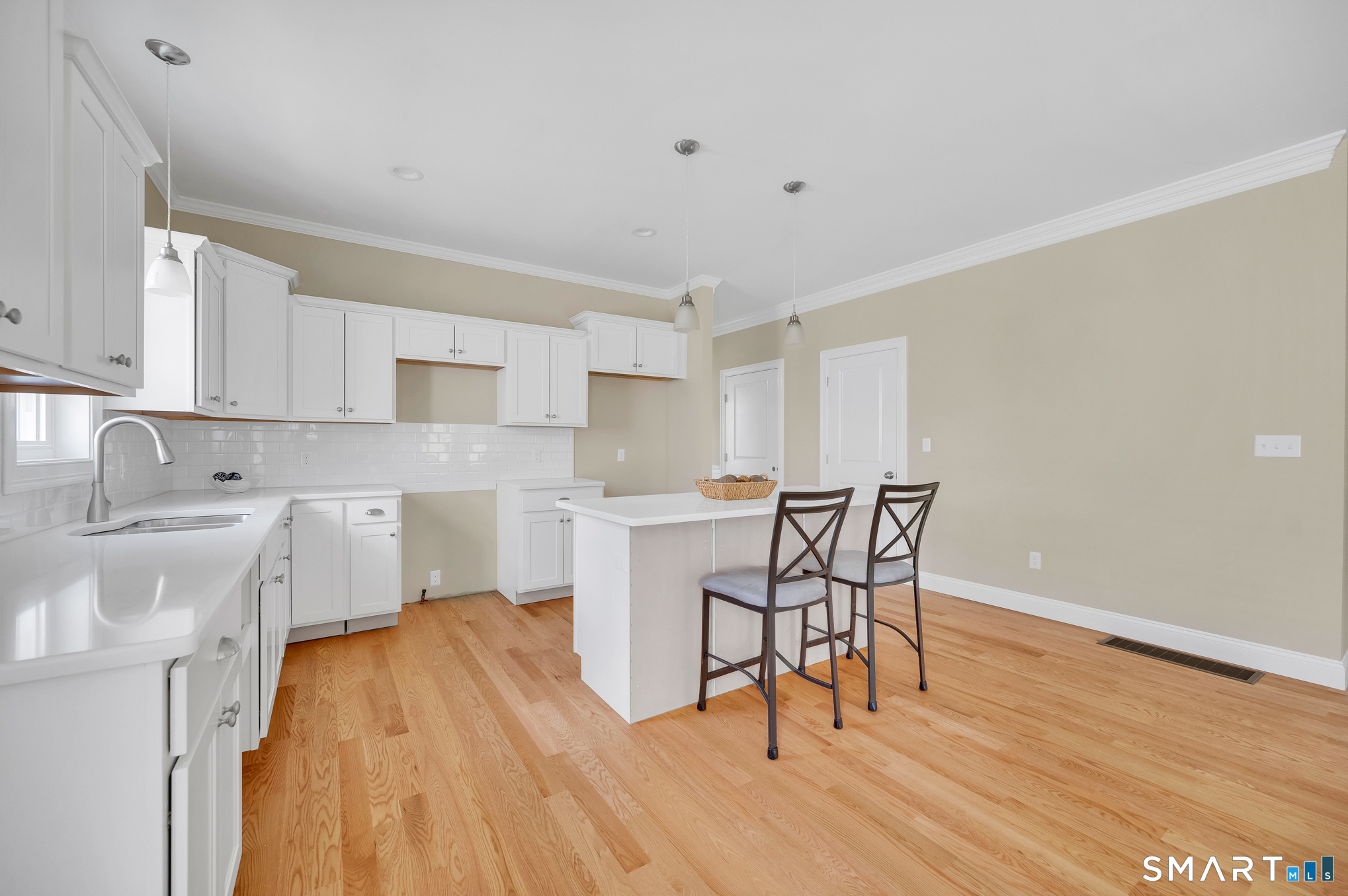 UNIT 2-41 Webster Lane Middletown CT 06457