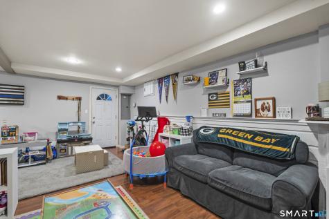 13 Roberts Avenue Watertown CT 06795