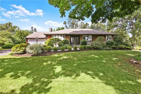19 Blanchard Road Easton CT 06612