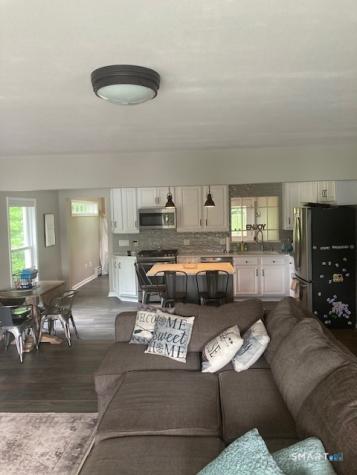 65 Island Trail Morris CT 06763