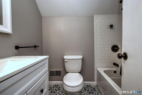 87 Sunburst Road Naugatuck CT 06770