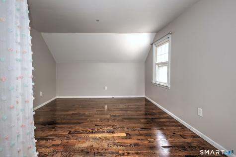 87 Sunburst Road Naugatuck CT 06770