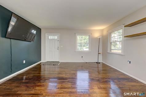 87 Sunburst Road Naugatuck CT 06770