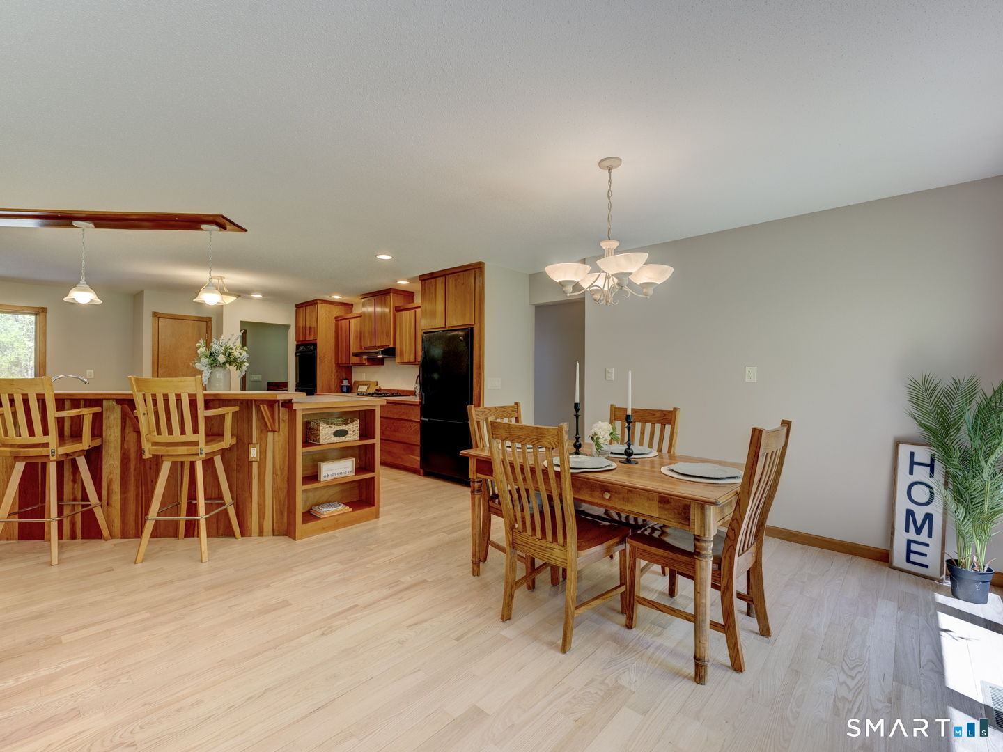 123 Round Hill Road Middletown CT 06457