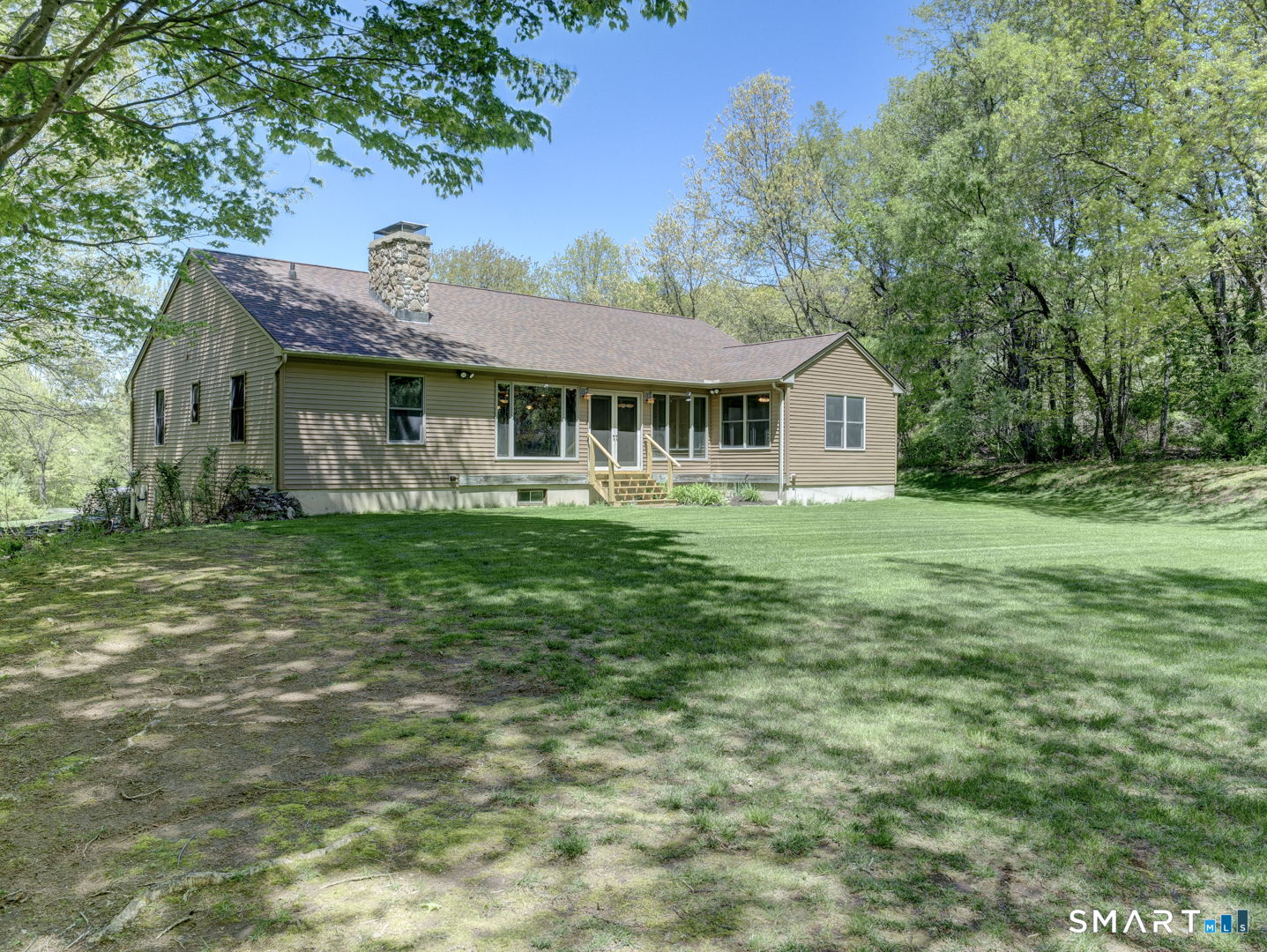 123 Round Hill Road Middletown CT 06457