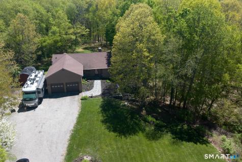 123 Round Hill Road Middletown CT 06457