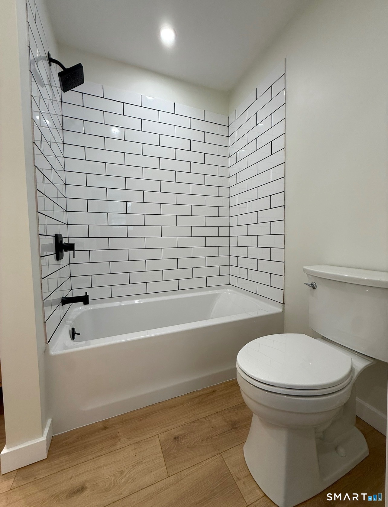 8 Rustic Road Ridgefield CT 06877