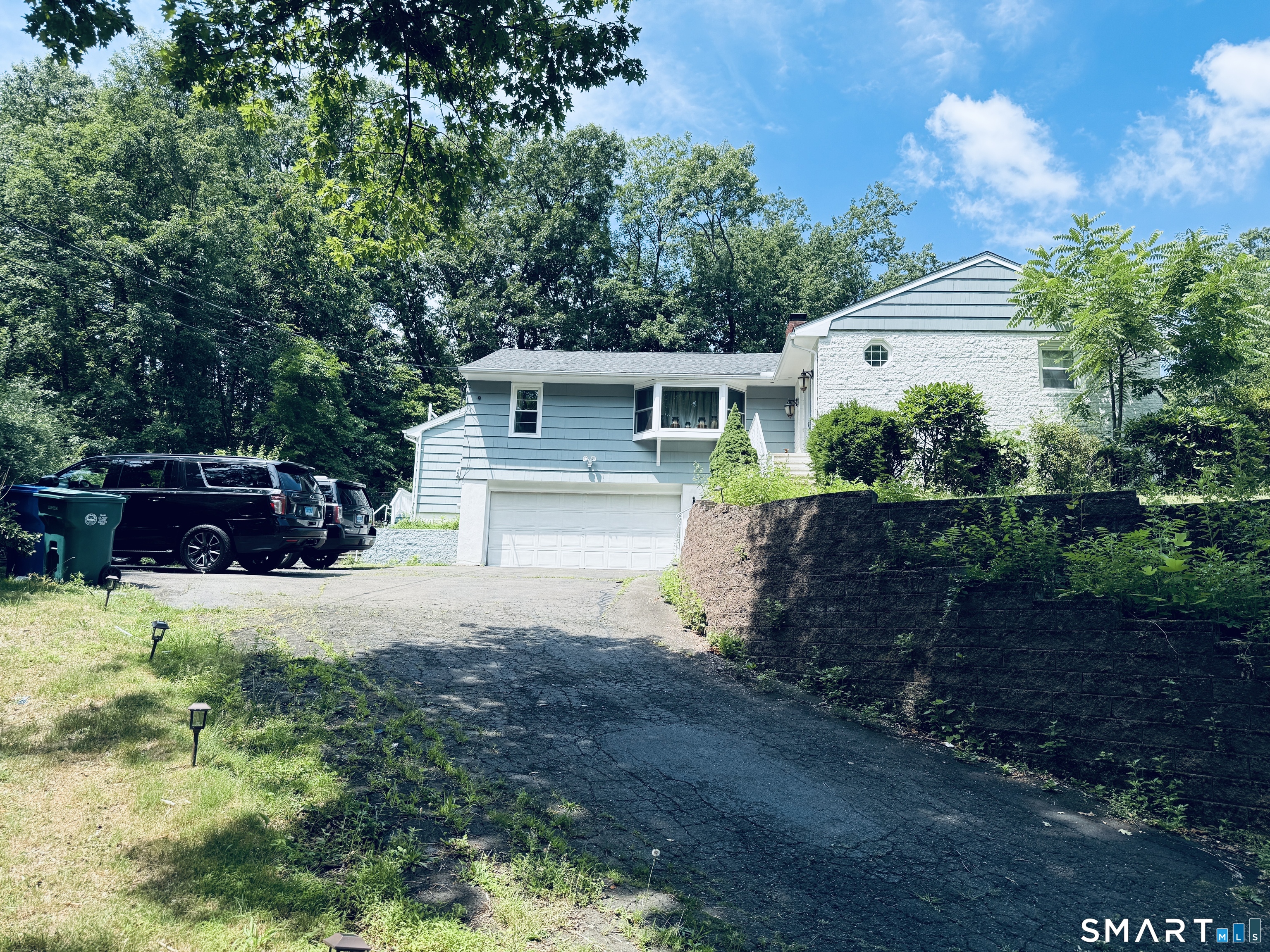 1192 Paradise Avenue Hamden CT 06514