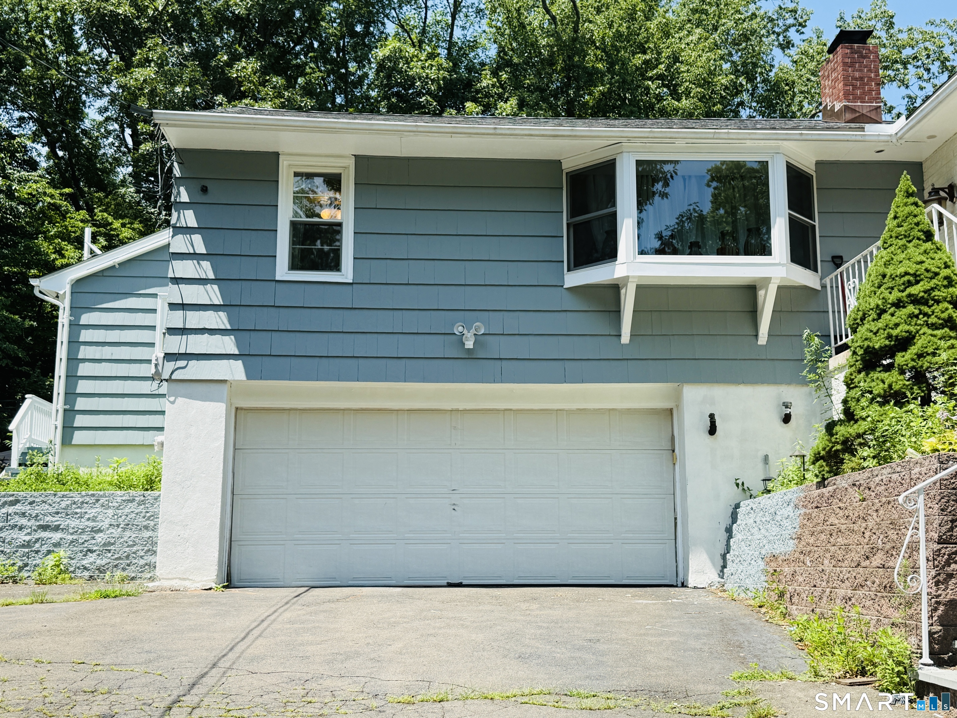 1192 Paradise Avenue Hamden CT 06514