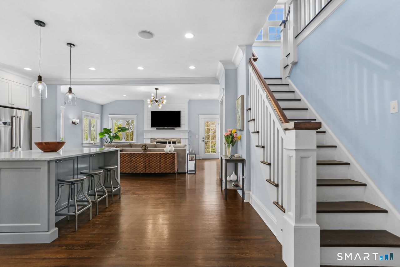 211 Lloyd Drive Fairfield CT 06825