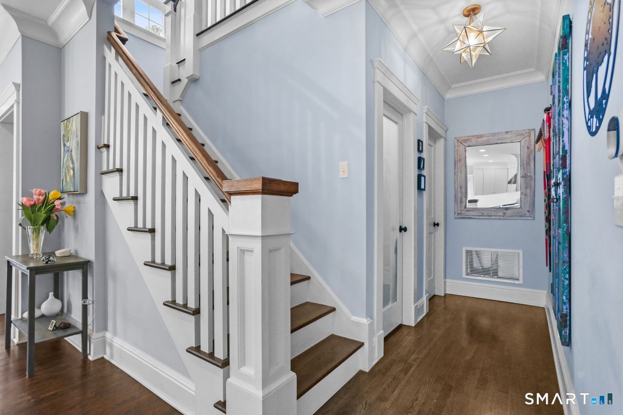 211 Lloyd Drive Fairfield CT 06825
