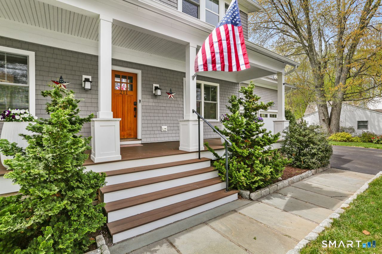 211 Lloyd Drive Fairfield CT 06825