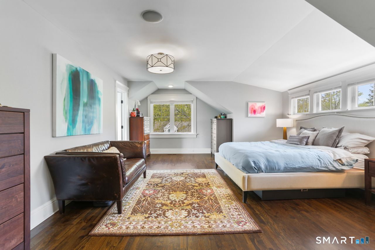 211 Lloyd Drive Fairfield CT 06825