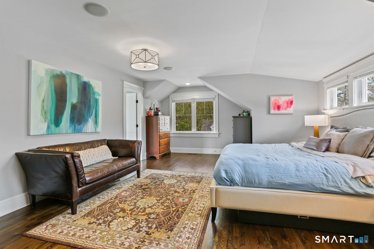 211 Lloyd Drive Fairfield CT 06825