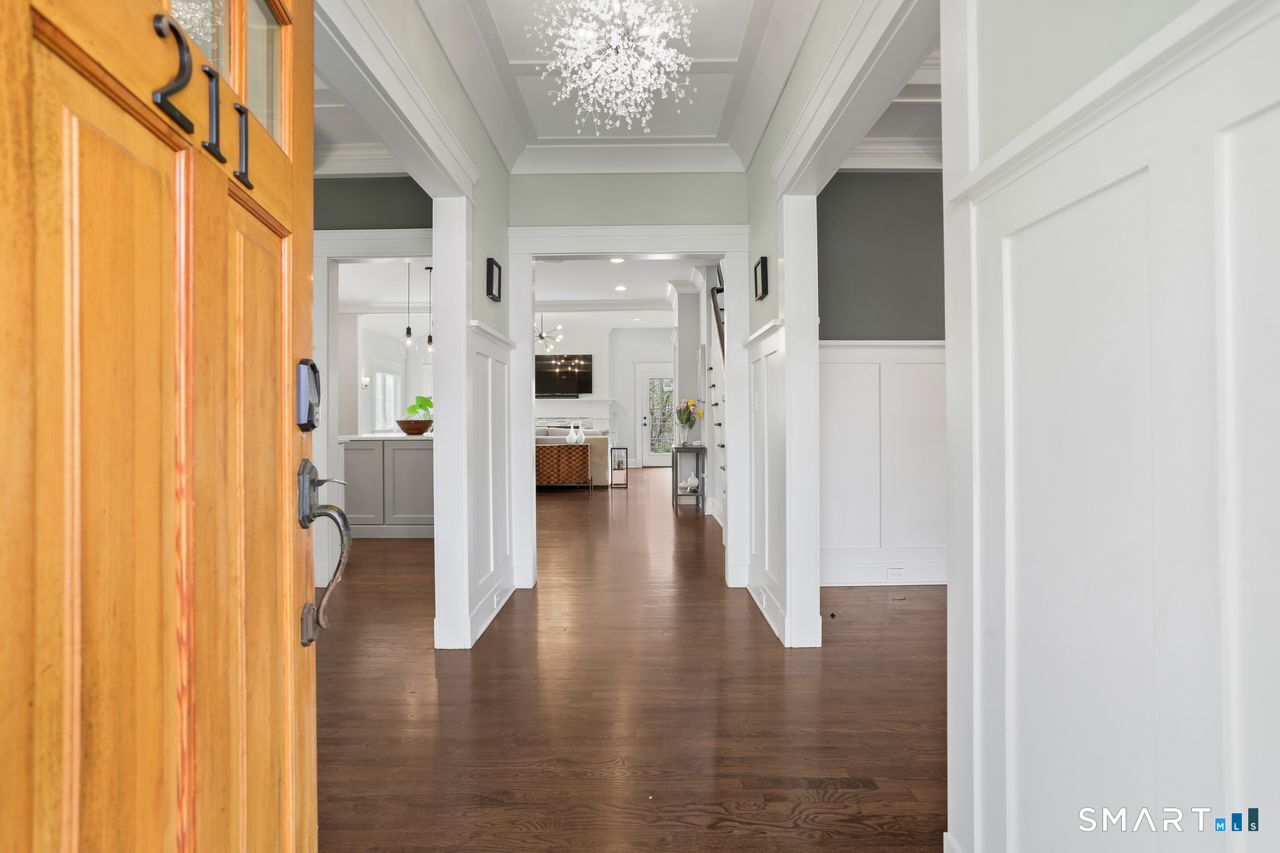 211 Lloyd Drive Fairfield CT 06825