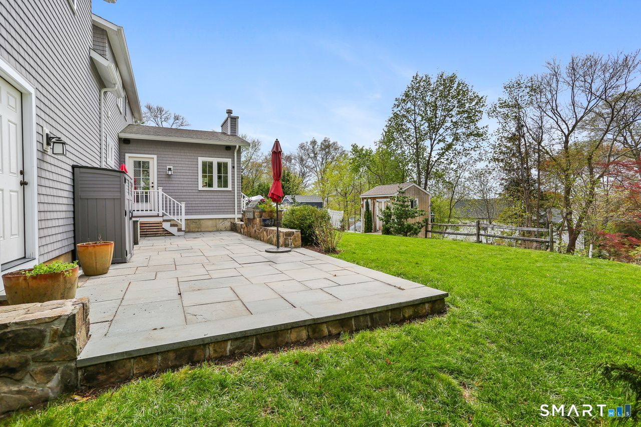 211 Lloyd Drive Fairfield CT 06825