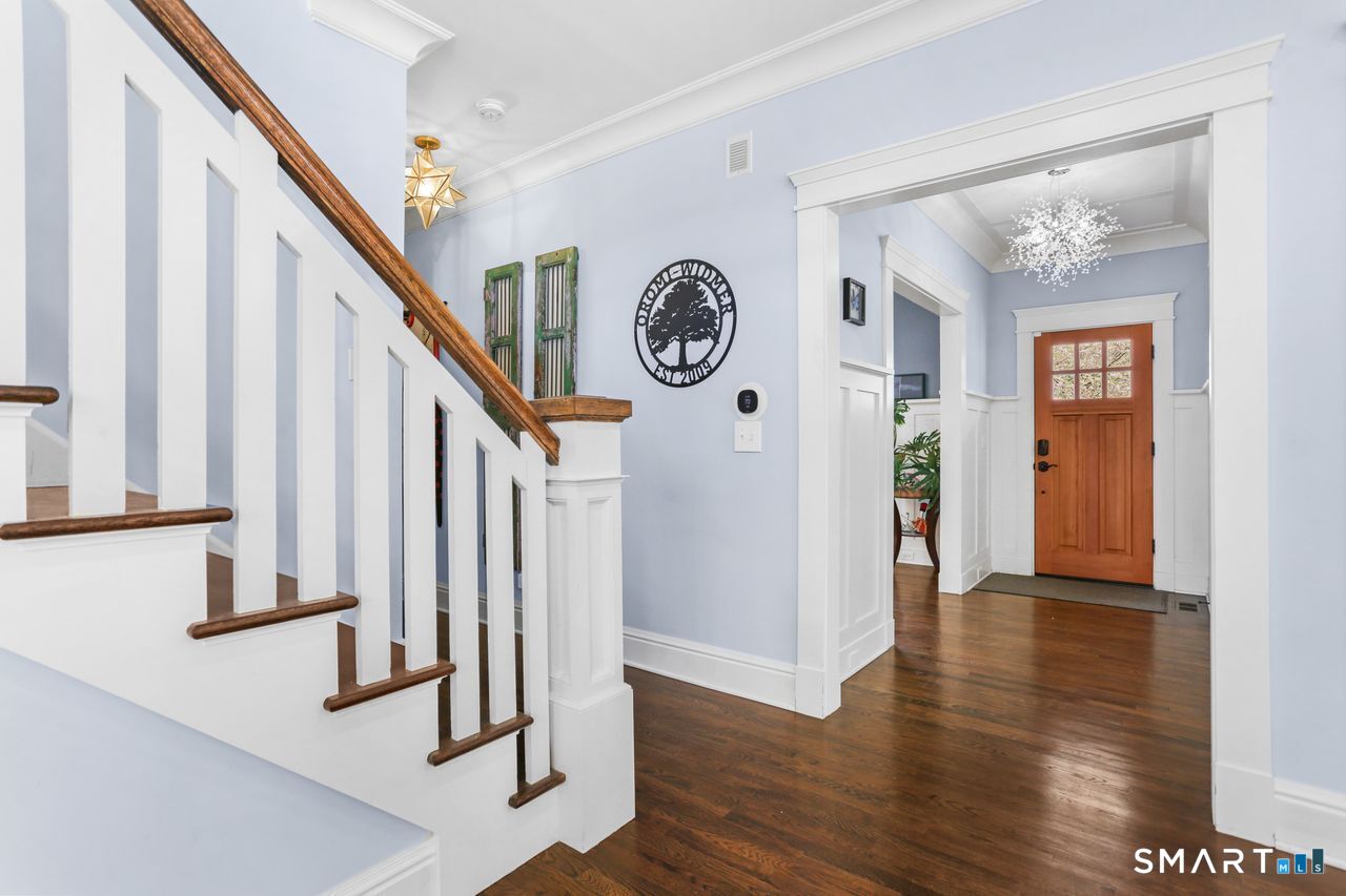 211 Lloyd Drive Fairfield CT 06825