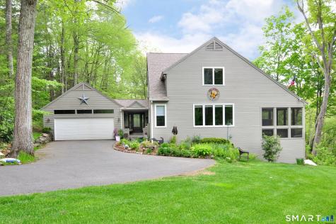 670 Quarry Road Suffield CT 06035