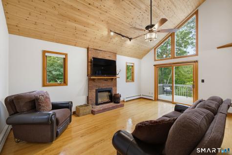 670 Quarry Road Suffield CT 06035