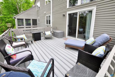 670 Quarry Road Suffield CT 06035