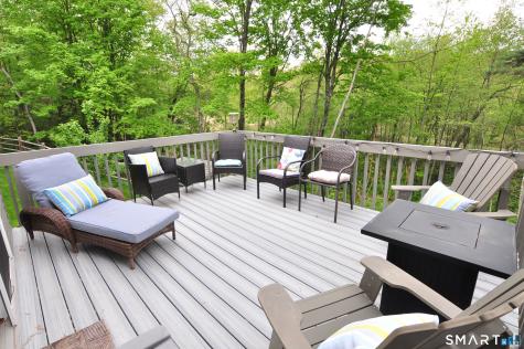 670 Quarry Road Suffield CT 06035