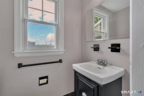 17 Crown Street Bristol CT 06010