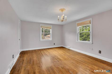 17 Crown Street Bristol CT 06010