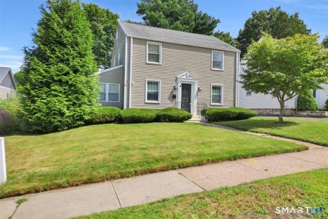 17 Crown Street Bristol CT 06010