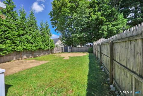 17 Crown Street Bristol CT 06010
