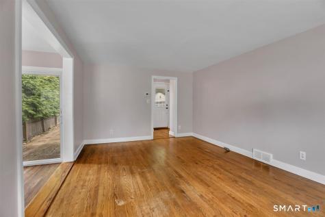 17 Crown Street Bristol CT 06010
