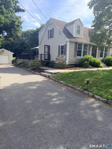 5 Chimney Hill Road Wallingford CT 06492