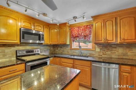 5 Chimney Hill Road Wallingford CT 06492