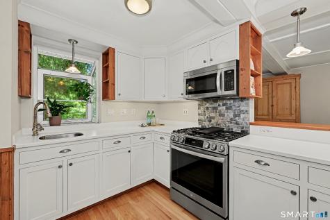 320 Ingleside Drive Stamford CT 06903