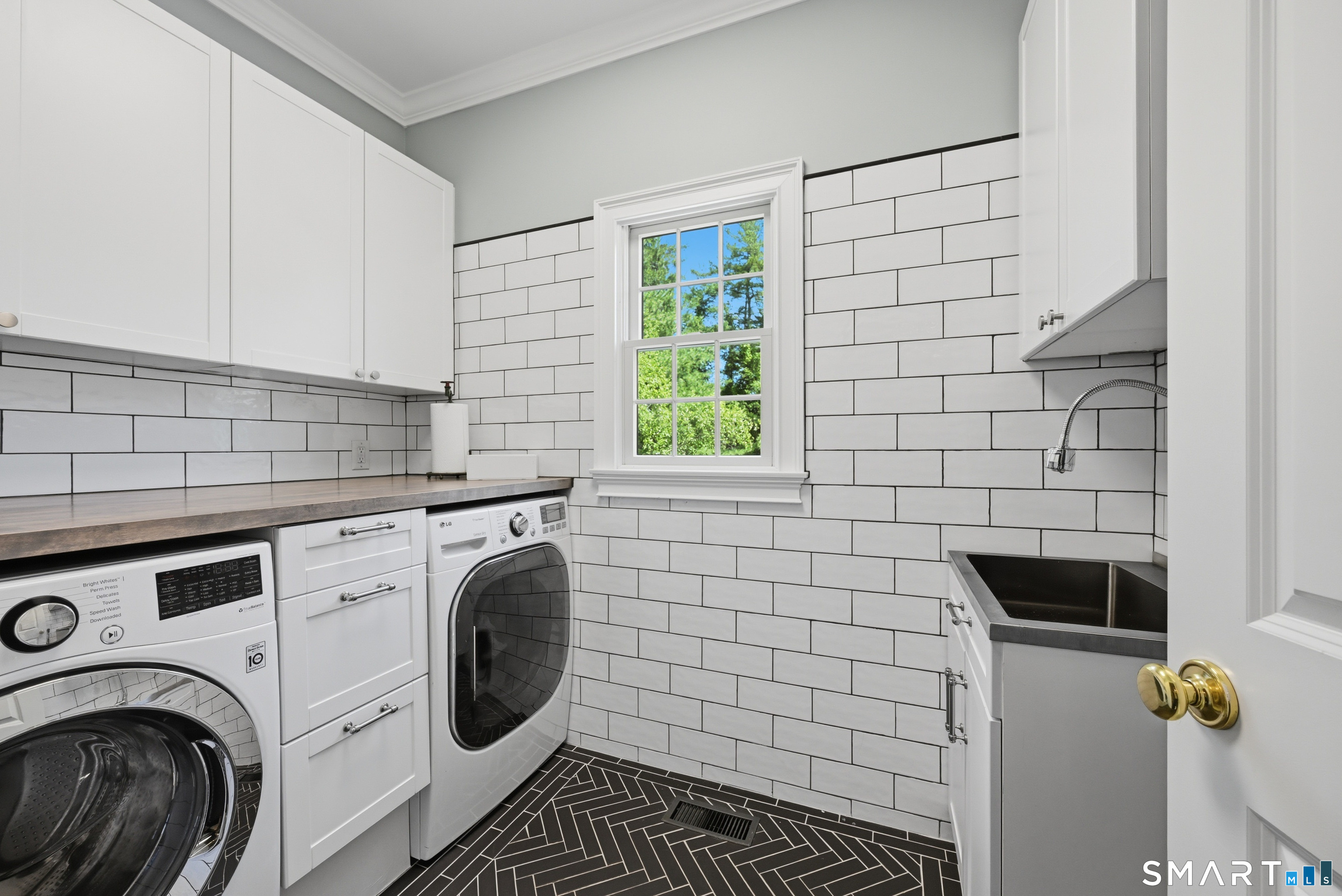 3 Hamlin Court Brookfield CT 06804