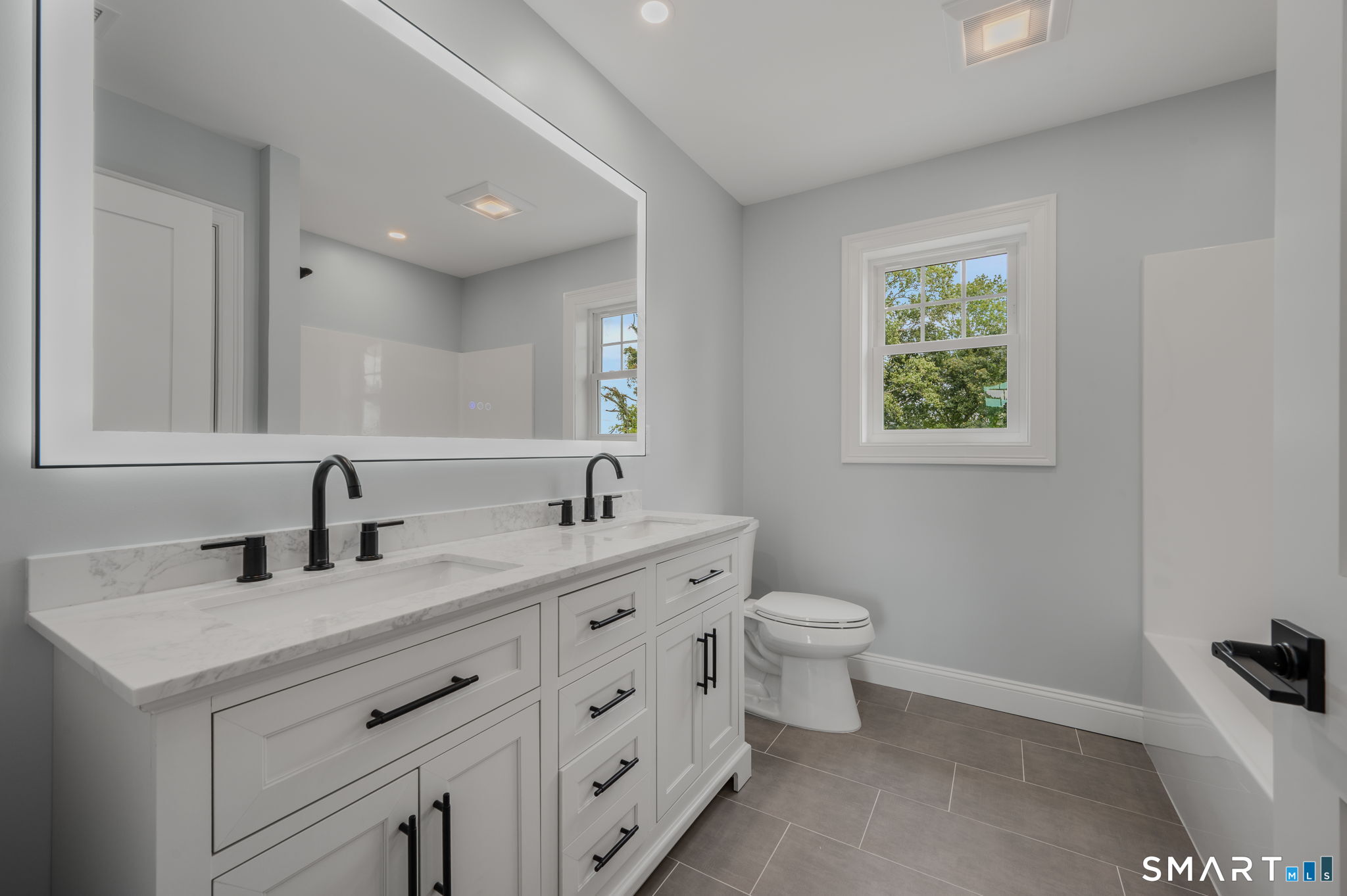 2 Farm Meadow Road East Lyme CT 06333