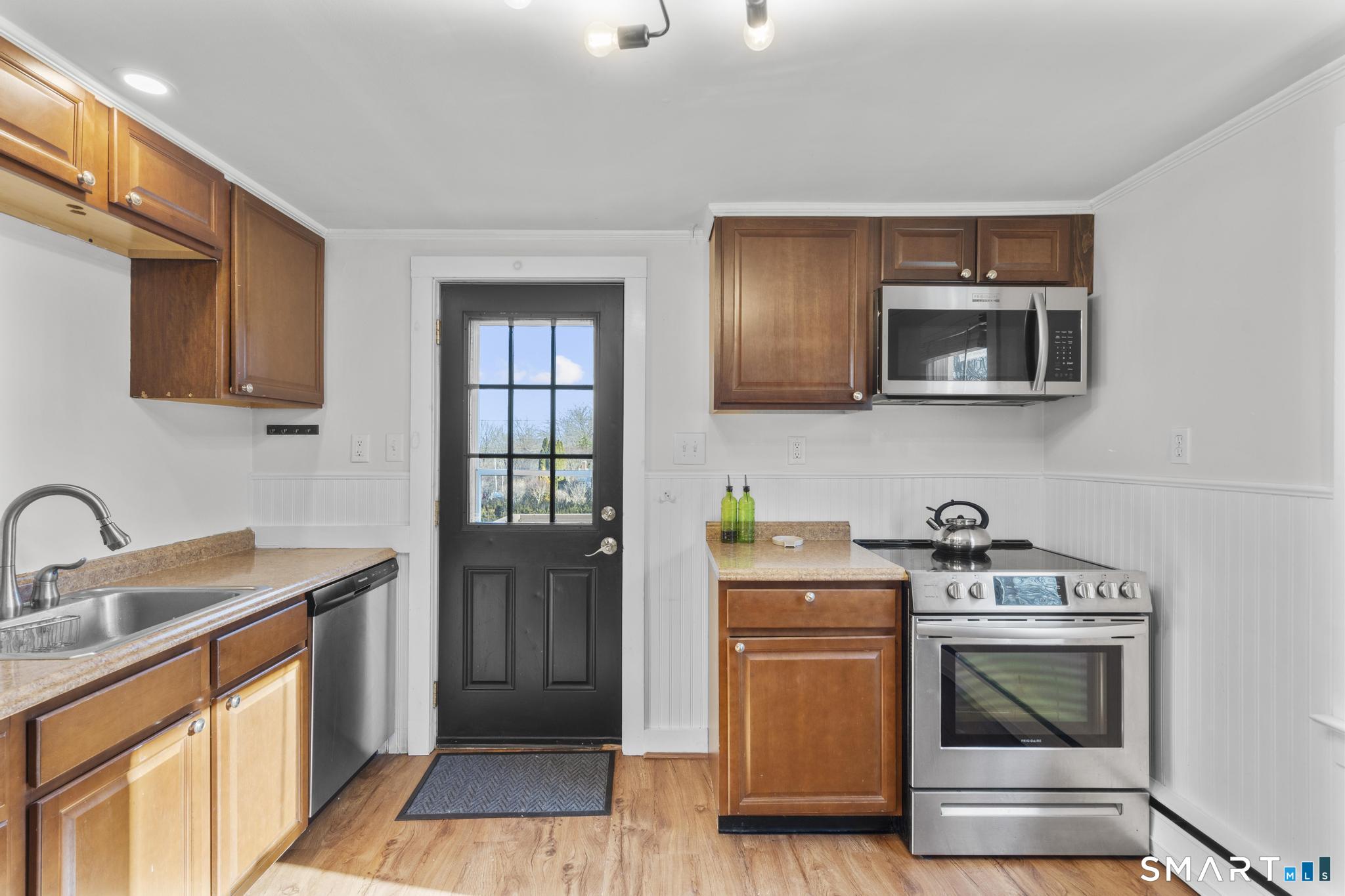 31 Flyers Drive Norwich CT 06360