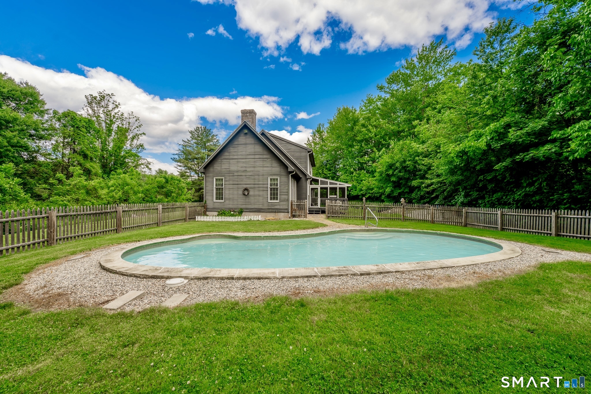 1159 River Boulevard Suffield CT 06078