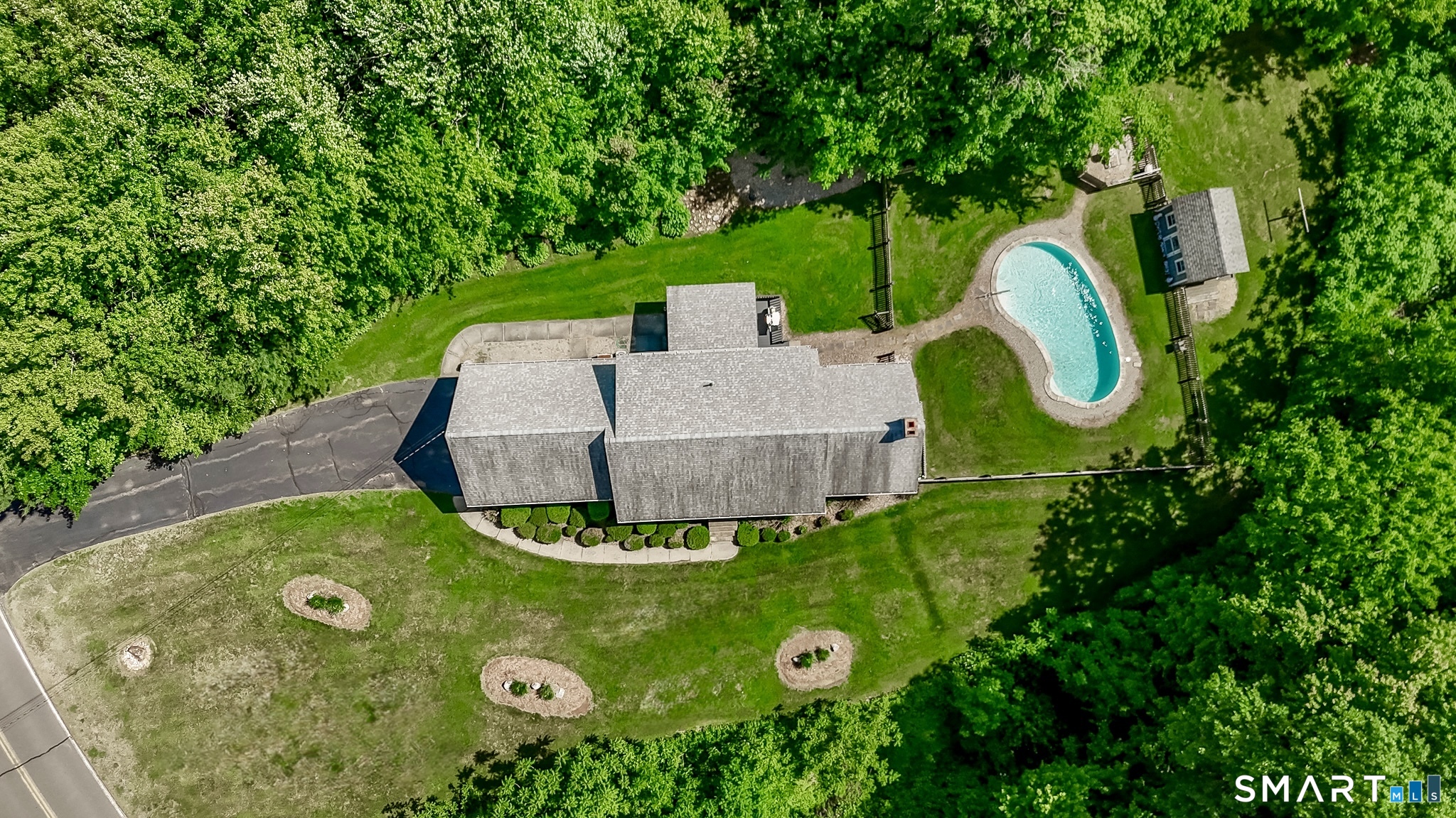 1159 River Boulevard Suffield CT 06078