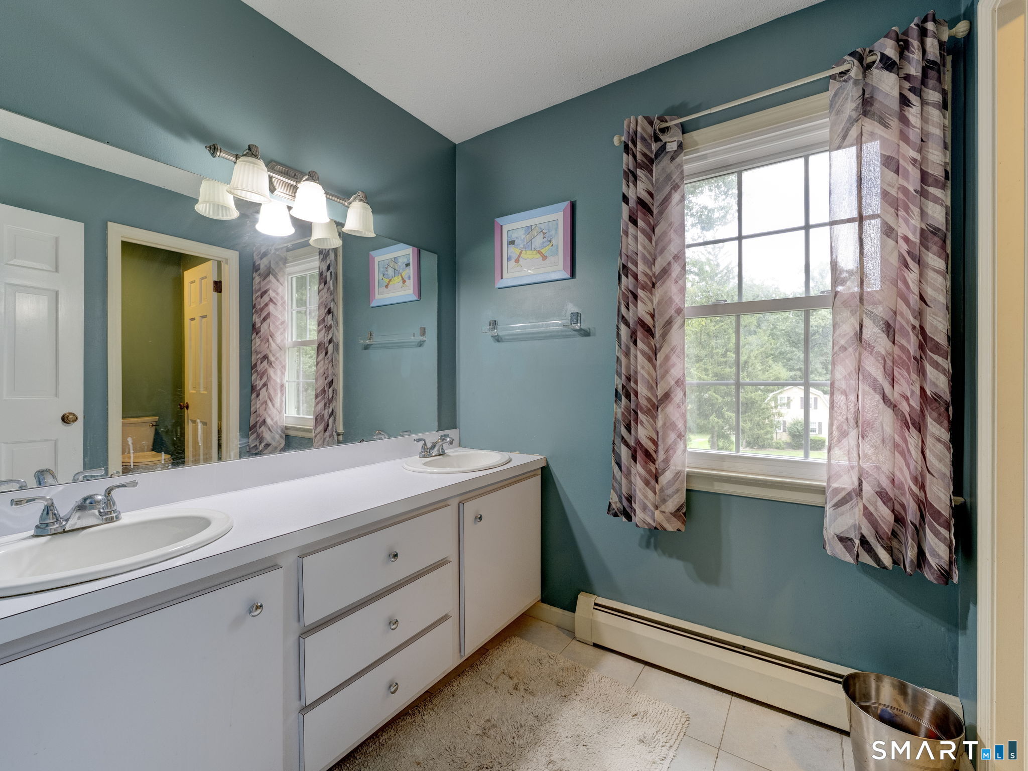 20 Christine Lane South Windsor CT 06074