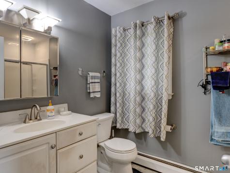 20 Christine Lane South Windsor CT 06074