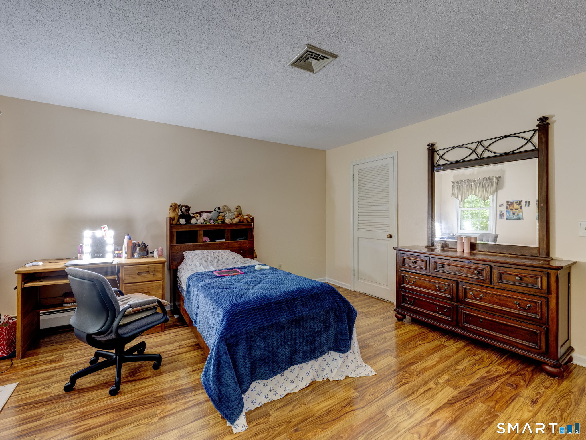 20 Christine Lane South Windsor CT 06074