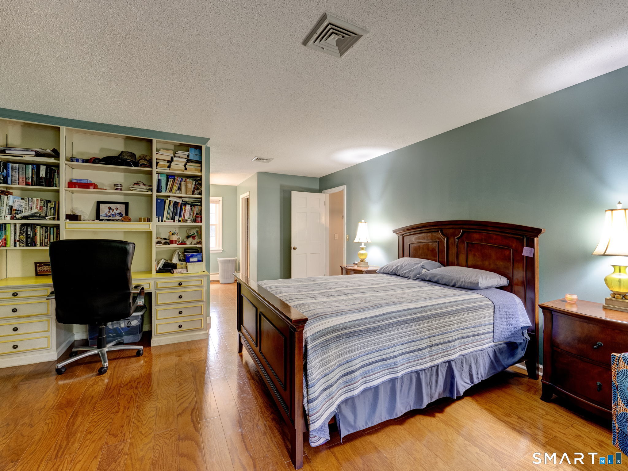 20 Christine Lane South Windsor CT 06074