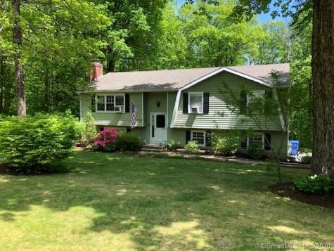 24 Woodhaven Drive Burlington CT 06013