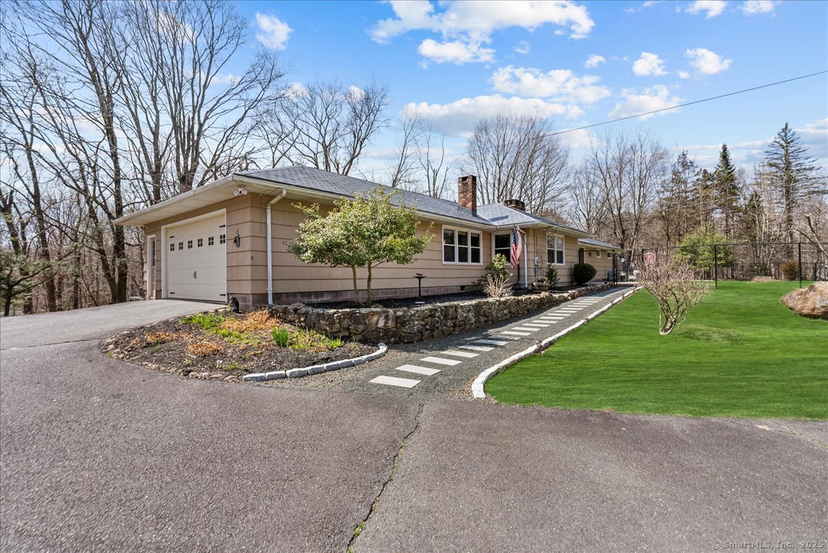 968 Coleman Road Cheshire CT 06410