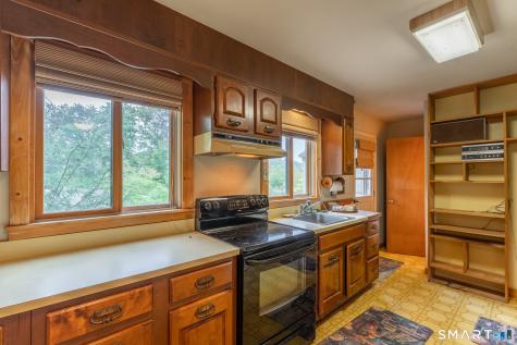 114 Ball Pond Road New Fairfield CT 06812